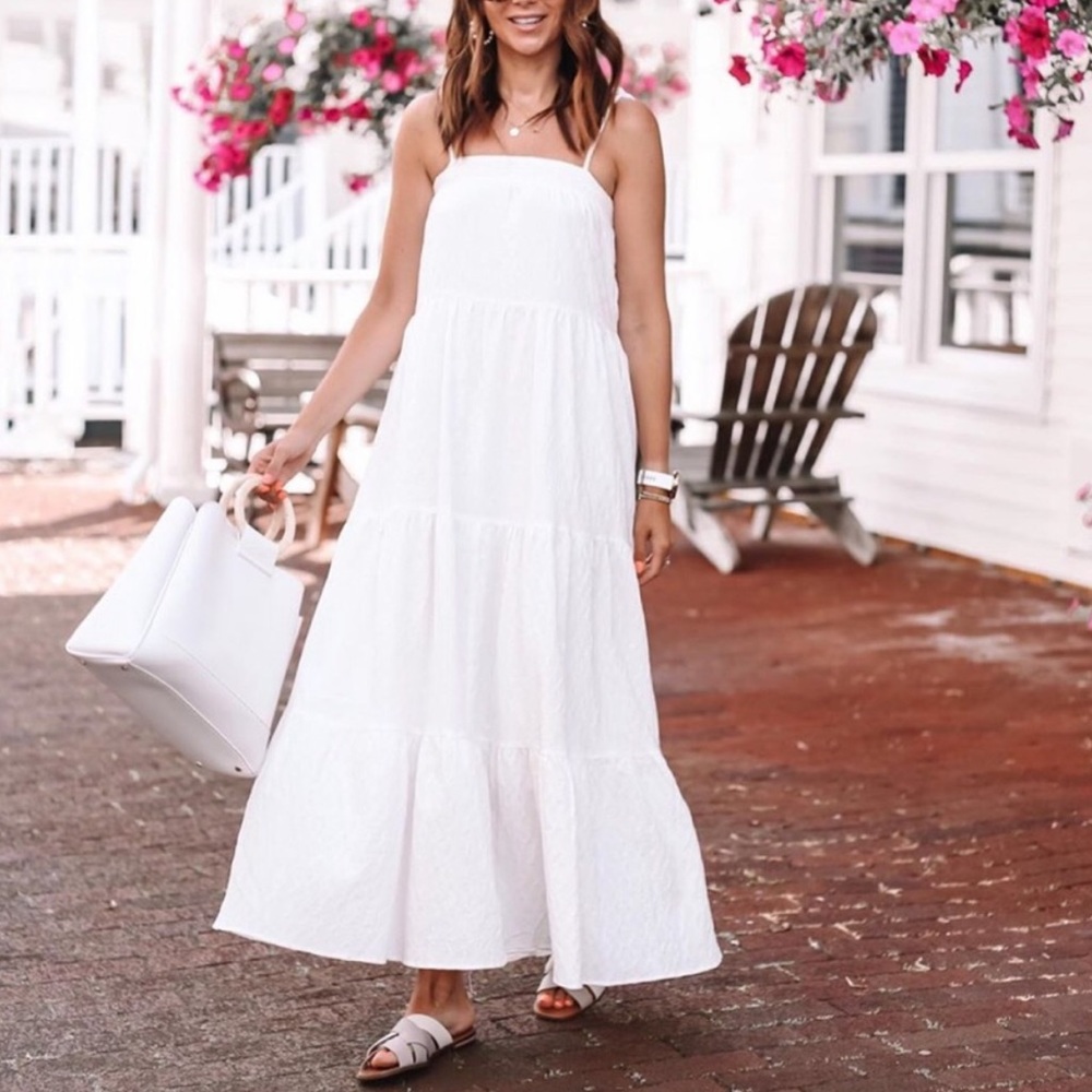 FIRM Express White Tiered Maxi Dress with Tie Straps. XS